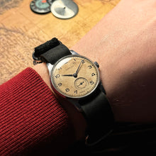 Load image into Gallery viewer, Rare! Vintage wrist watch Pobeda TTK-1 3Q 1954

