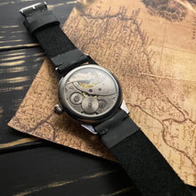 Load image into Gallery viewer, Rare mens vintage wrist watch Molnija &quot;Polar Buran&quot; 1980s - Sputnik1957
