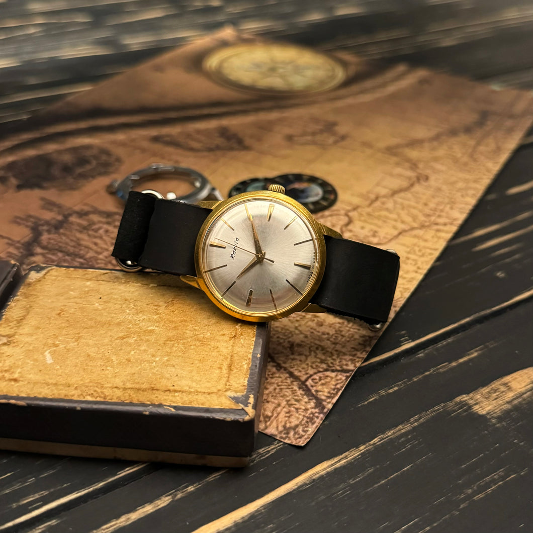 Classic export Raketa vintage wrist watch 1970s