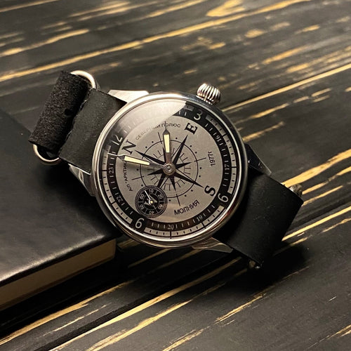 Rare! Vintage mens wrist watch Molnija 1970s - Sputnik1957