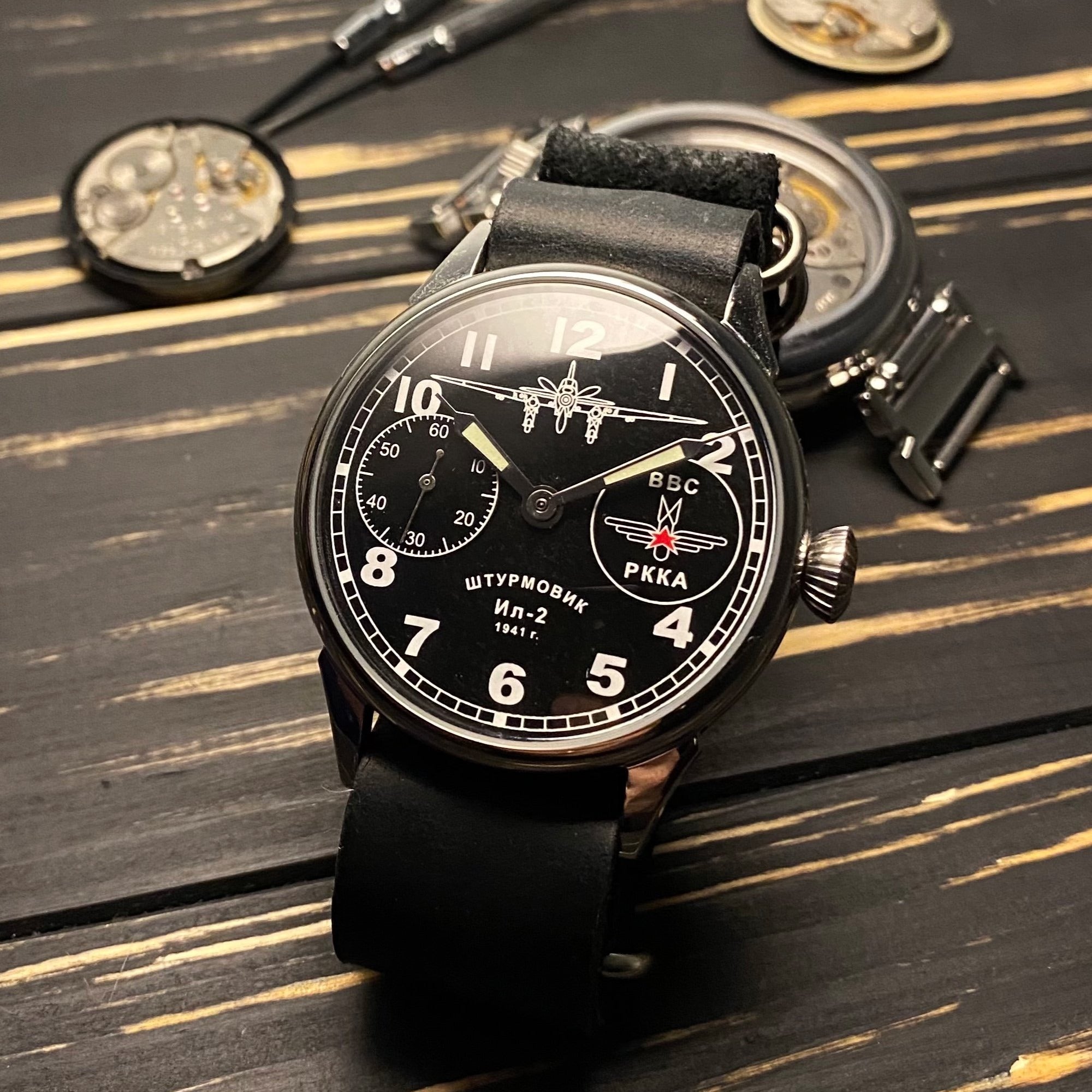 Rare! Vintage soviet wrist watch Molnija Aviator Il-2 1980s
