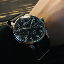 Load image into Gallery viewer, Rare! Vintage soviet wrist watch Molnija Aviator Il-2 1980s - Sputnik1957
