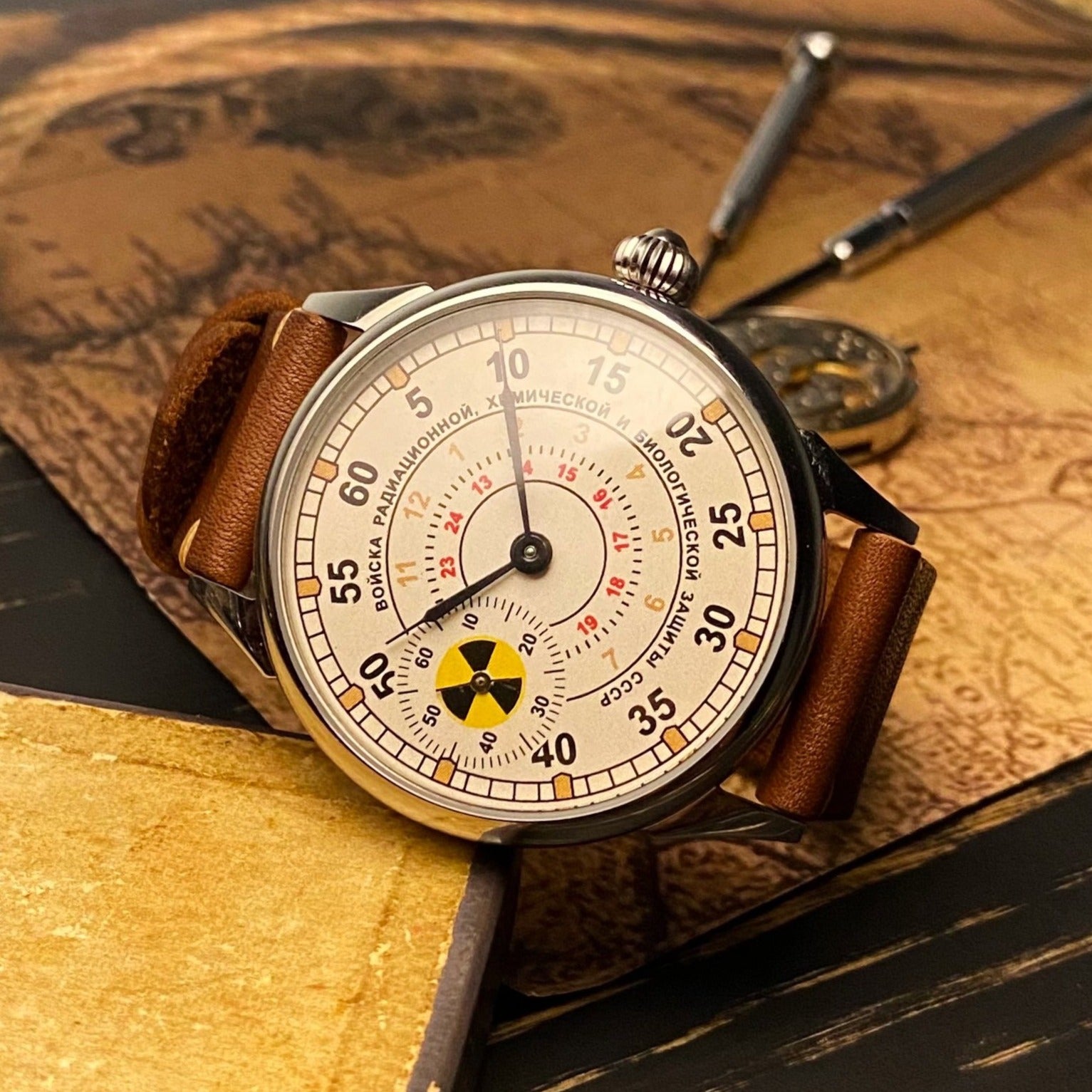 Ussr Watch Radium Rare Vintage Soviet-Era Men's Wrist Watch «Molnija» Radiation ...
